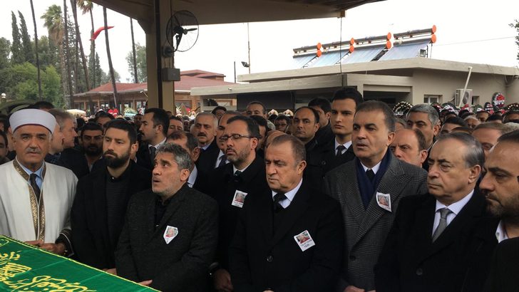 Adana Fatih Terim'in Babası, Son Yolculuğuna Uğurlanıyor 